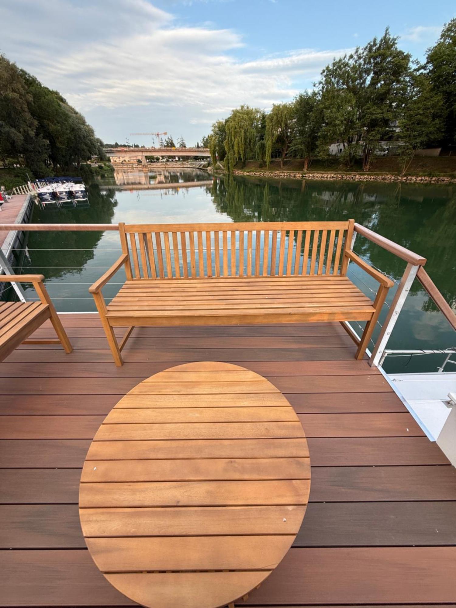 Botel Bateau Sur La Marne *